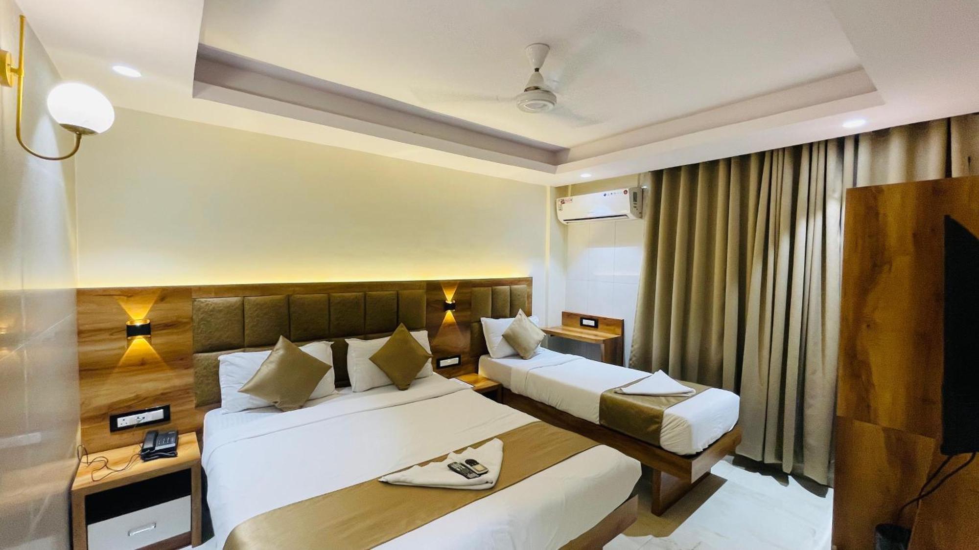 Hotel Arma Residency Mumbai Bagian luar foto
