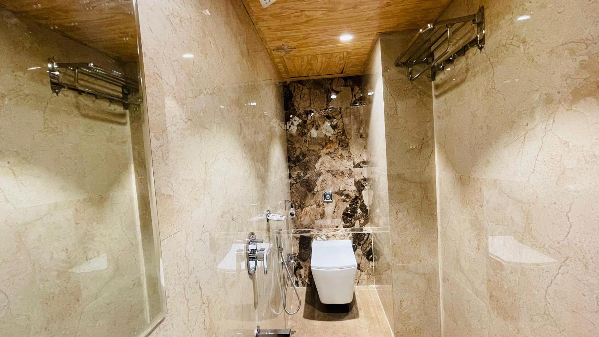 Hotel Arma Residency Mumbai Bagian luar foto