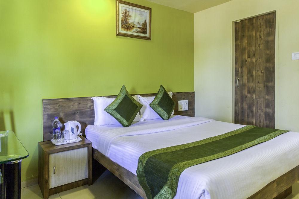 Hotel Arma Residency Mumbai Bagian luar foto