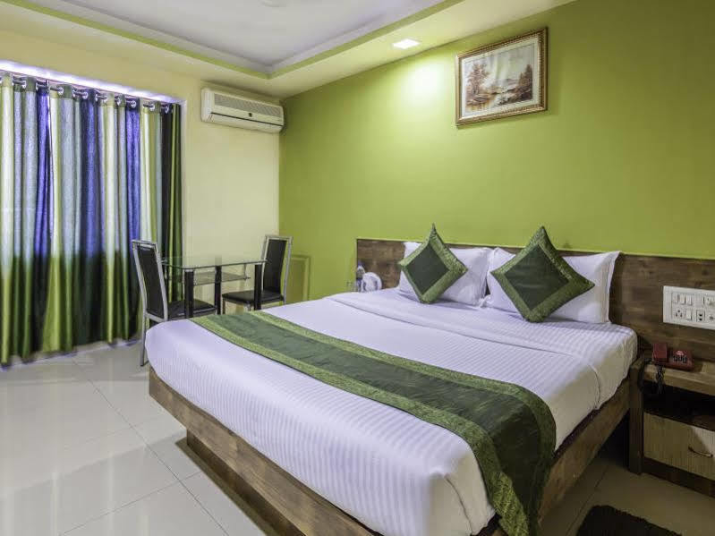 Hotel Arma Residency Mumbai Bagian luar foto